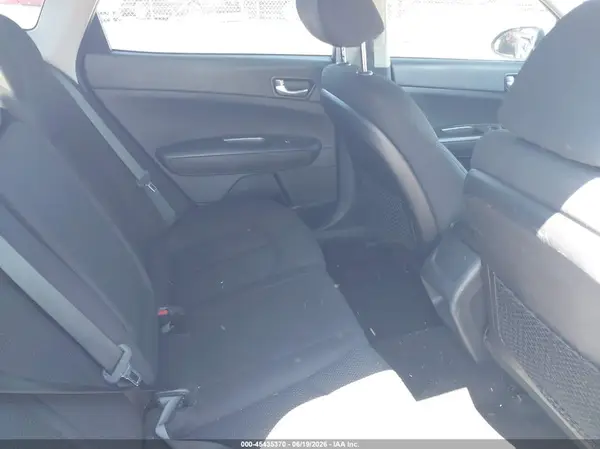 5XXGT4L38KG337570 2019 KIA OPTIMA - Image 8