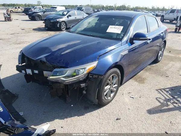 5XXGT4L38KG340632 2019 KIA OPTIMA - Image 2