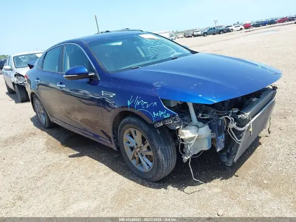 5XXGT4L38KG341070 2019 KIA OPTIMA - Image 1