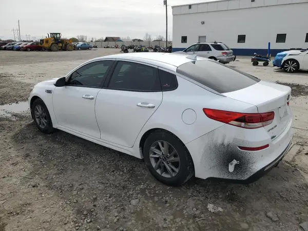 5XXGT4L38KG342395 2019 KIA OPTIMA - Image 2
