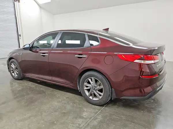 5XXGT4L38KG344759 2019 KIA OPTIMA - Image 2