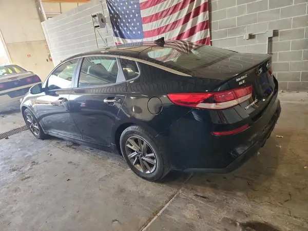 5XXGT4L38KG347130 2019 KIA OPTIMA - Image 2