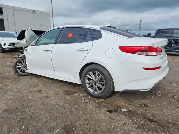 5XXGT4L38KG347743 2019 KIA OPTIMA - Image 2