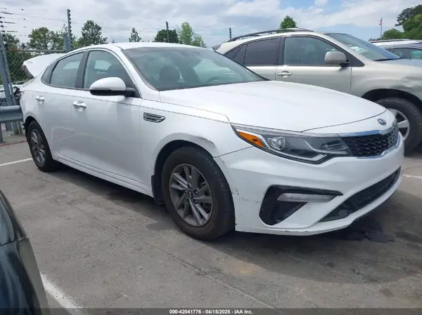 5XXGT4L38KG351615 2019 KIA OPTIMA - Image 1