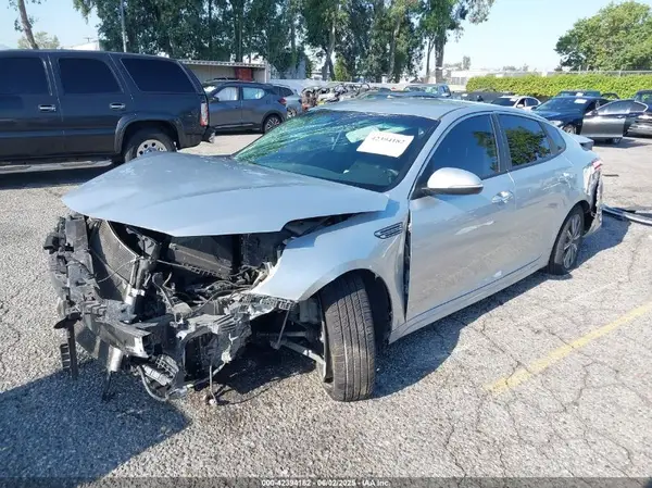5XXGT4L38KG354885 2019 KIA OPTIMA - Image 2