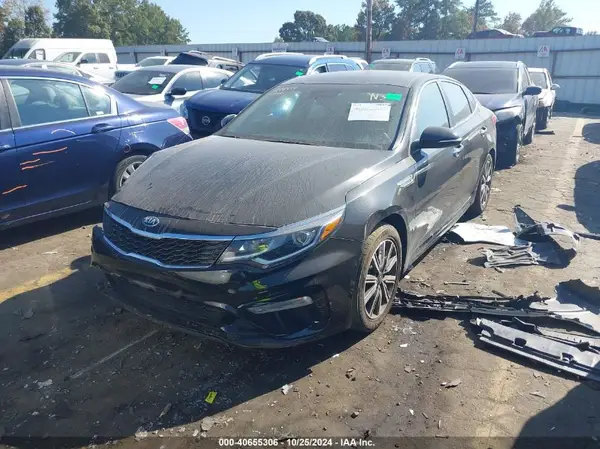5XXGT4L38KG356023 2019 KIA OPTIMA - Image 2