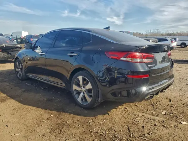 5XXGT4L38KG356295 2019 KIA OPTIMA - Image 2