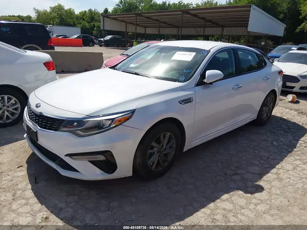 5XXGT4L38KG357365 2019 KIA OPTIMA - Image 2