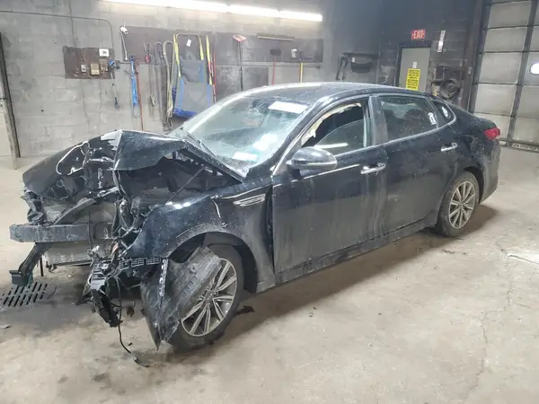 5XXGT4L38KG361738 2019 KIA OPTIMA - Image 1