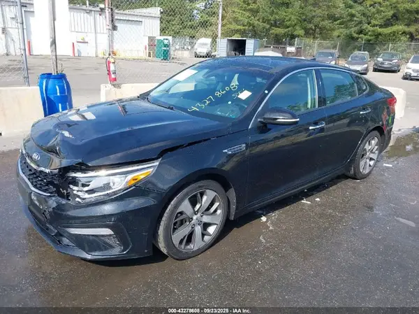 5XXGT4L38KG362050 2019 KIA OPTIMA - Image 2