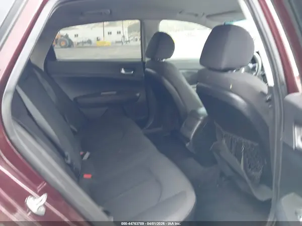 5XXGT4L38KG363750 2019 KIA OPTIMA - Image 8
