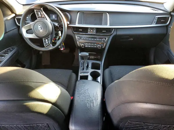 5XXGT4L38KG363795 2019 KIA OPTIMA - Image 8