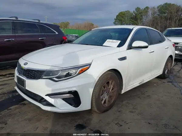 5XXGT4L38KG364414 2019 KIA OPTIMA - Image 2