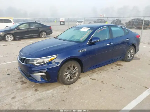 5XXGT4L38KG366180 2019 KIA OPTIMA - Image 2