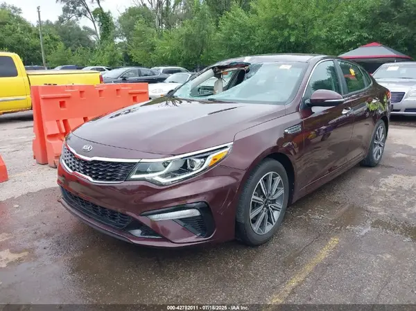 5XXGT4L38KG370553 2019 KIA OPTIMA - Image 2