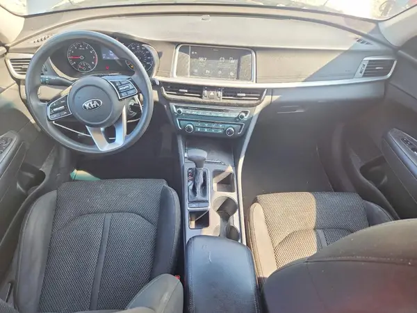 5XXGT4L38KG370925 2019 KIA OPTIMA - Image 8