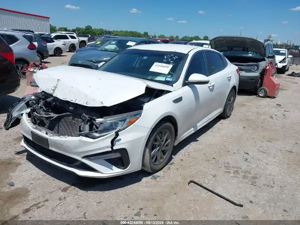 5XXGT4L38KG372576 2019 KIA OPTIMA - Image 2
