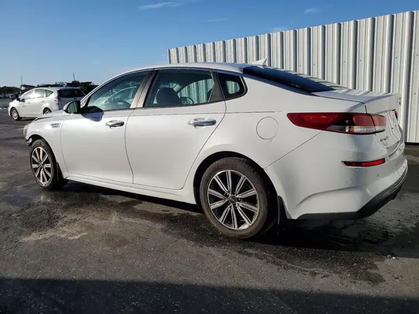 5XXGT4L38KG374229 2019 KIA OPTIMA - Image 2