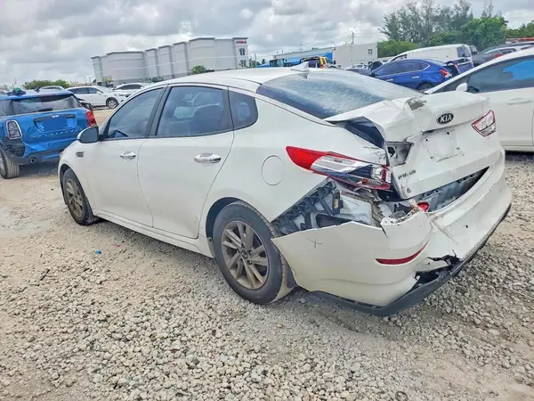 5XXGT4L38KG375221 2019 KIA OPTIMA - Image 2