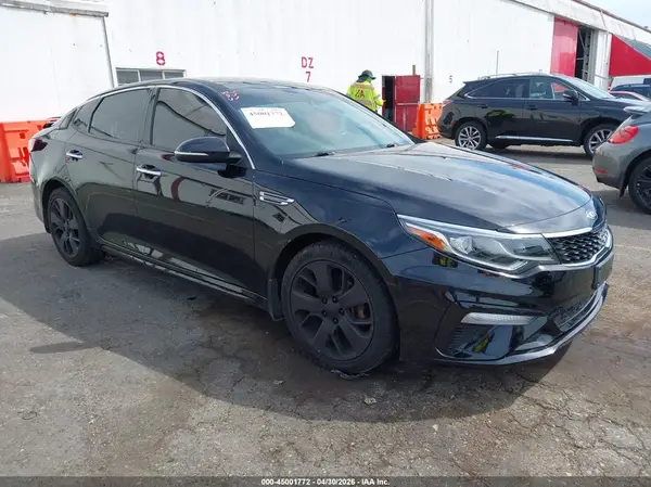 5XXGT4L38KG375252 2019 KIA OPTIMA - Image 1