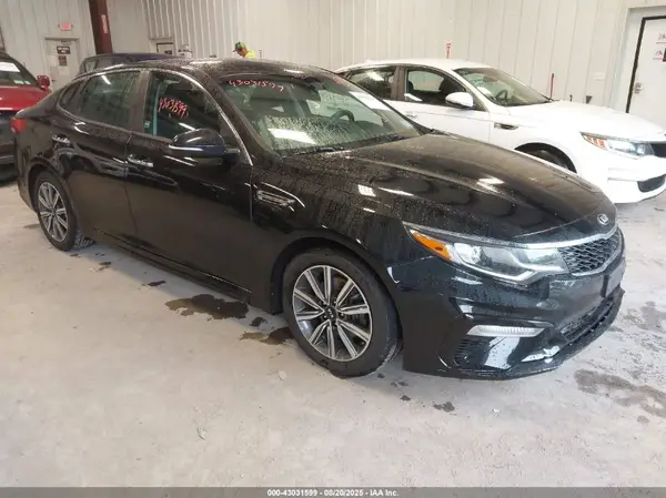 5XXGT4L38KG379804 2019 KIA OPTIMA - Image 1
