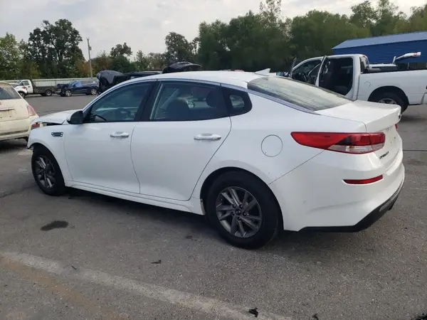 5XXGT4L38LG380355 2020 KIA OPTIMA - Image 2
