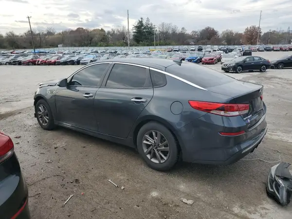 5XXGT4L38LG381957 2020 KIA OPTIMA - Image 2