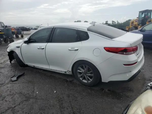 5XXGT4L38LG382557 2020 KIA OPTIMA - Image 2