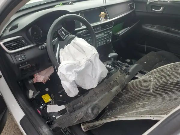 5XXGT4L38LG382557 2020 KIA OPTIMA - Image 8