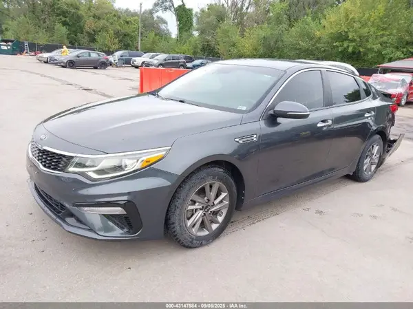 5XXGT4L38LG383627 2020 KIA OPTIMA - Image 2
