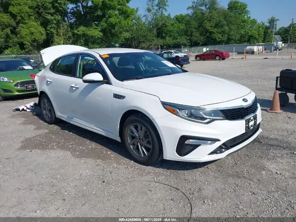 5XXGT4L38LG384213 2020 KIA OPTIMA - Image 1