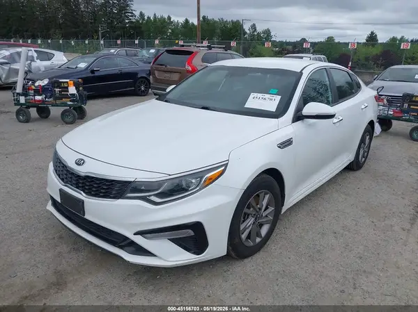 5XXGT4L38LG386673 2020 KIA OPTIMA - Image 2