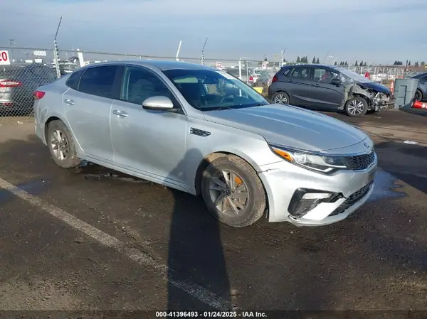 5XXGT4L38LG387483 2020 KIA OPTIMA - Image 1