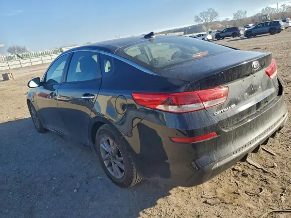 5XXGT4L38LG391310 2020 KIA OPTIMA - Image 2