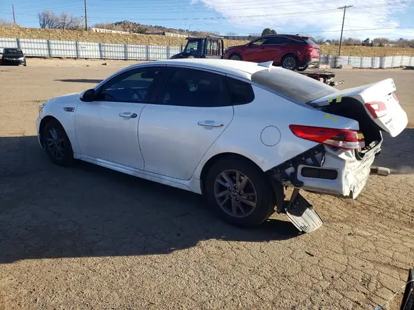 5XXGT4L38LG392375 2020 KIA OPTIMA - Image 2