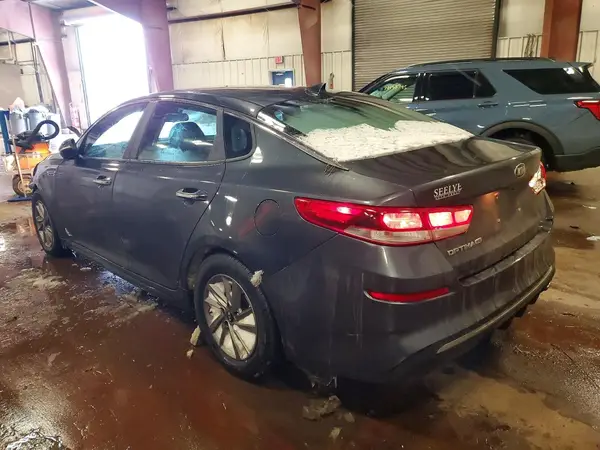 5XXGT4L38LG393283 2020 KIA OPTIMA - Image 2