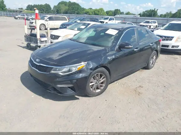 5XXGT4L38LG394384 2020 KIA OPTIMA - Image 2