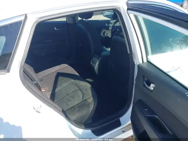 5XXGT4L38LG395485 2020 KIA OPTIMA - Image 8
