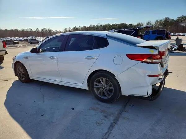 5XXGT4L38LG396409 2020 KIA OPTIMA - Image 2