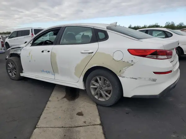 5XXGT4L38LG398676 2020 KIA OPTIMA - Image 2