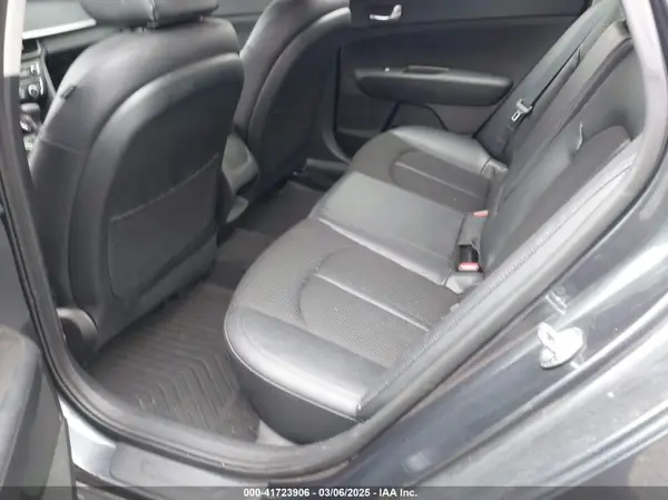 5XXGT4L38LG399424 2020 KIA OPTIMA - Image 8