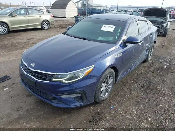 5XXGT4L38LG399651 2020 KIA OPTIMA - Image 2