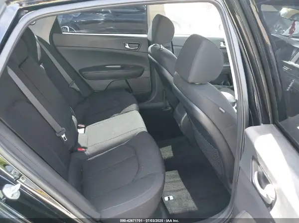 5XXGT4L38LG401298 2020 KIA OPTIMA - Image 8