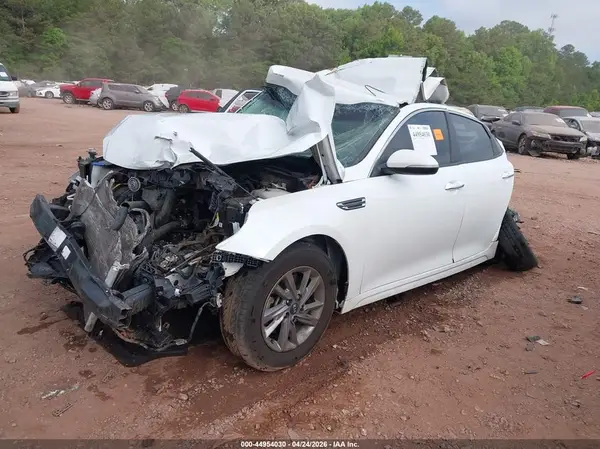 5XXGT4L38LG403665 2020 KIA OPTIMA - Image 2