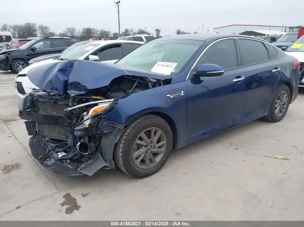 5XXGT4L38LG408476 2020 KIA OPTIMA - Image 2