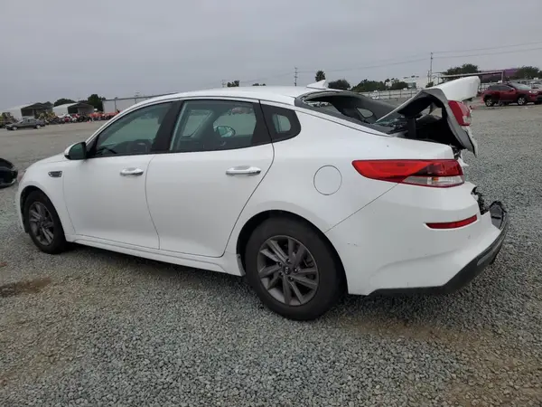 5XXGT4L38LG409742 2020 KIA OPTIMA - Image 2