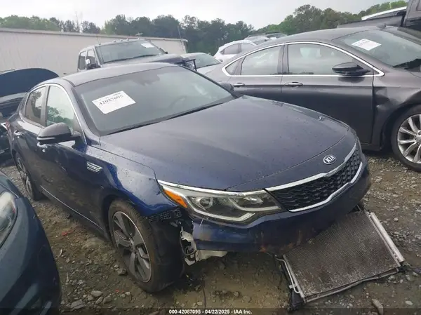 5XXGT4L38LG410597 2020 KIA OPTIMA - Image 1