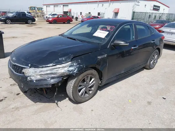 5XXGT4L38LG411555 2020 KIA OPTIMA - Image 2