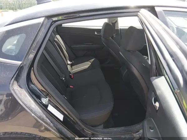 5XXGT4L38LG411555 2020 KIA OPTIMA - Image 8