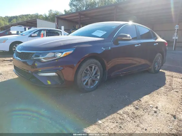 5XXGT4L38LG411832 2020 KIA OPTIMA - Image 2